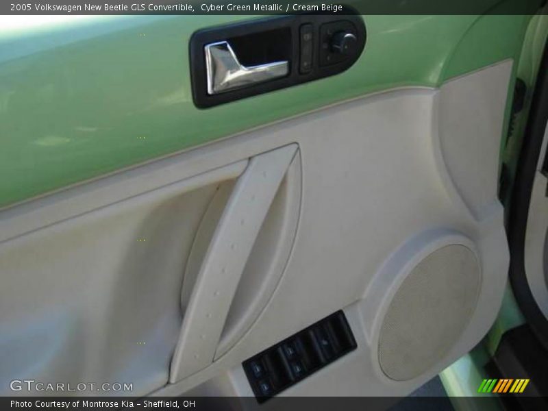 Cyber Green Metallic / Cream Beige 2005 Volkswagen New Beetle GLS Convertible