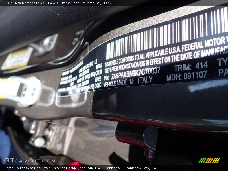 Imola Titanium Metallic / Black 2019 Alfa Romeo Stelvio Ti AWD