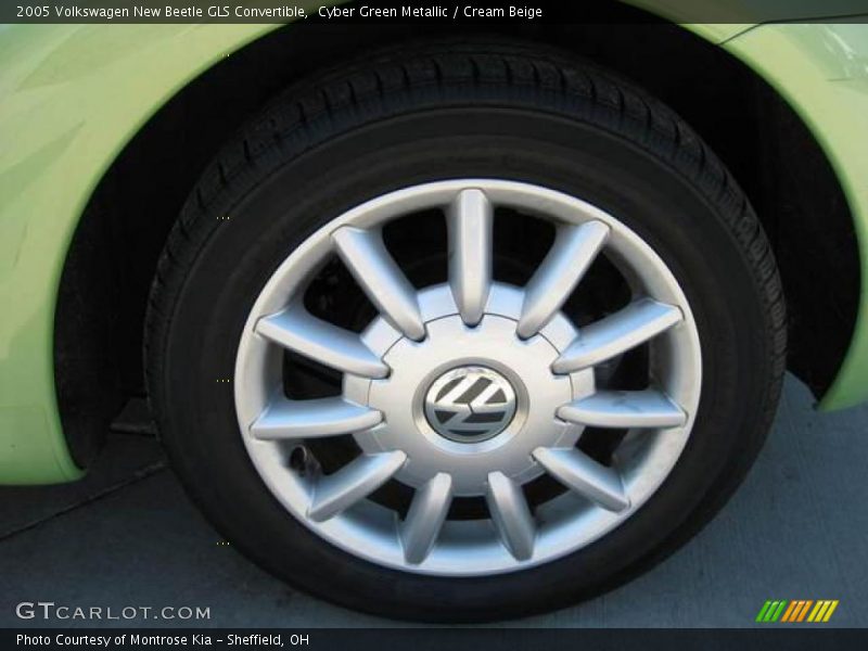 Cyber Green Metallic / Cream Beige 2005 Volkswagen New Beetle GLS Convertible