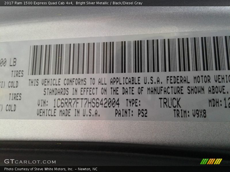 Bright Silver Metallic / Black/Diesel Gray 2017 Ram 1500 Express Quad Cab 4x4