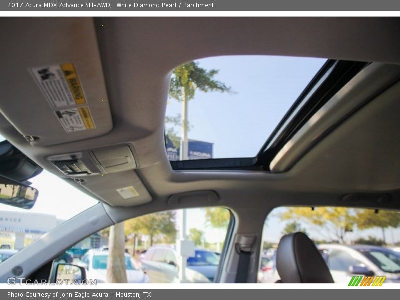 White Diamond Pearl / Parchment 2017 Acura MDX Advance SH-AWD