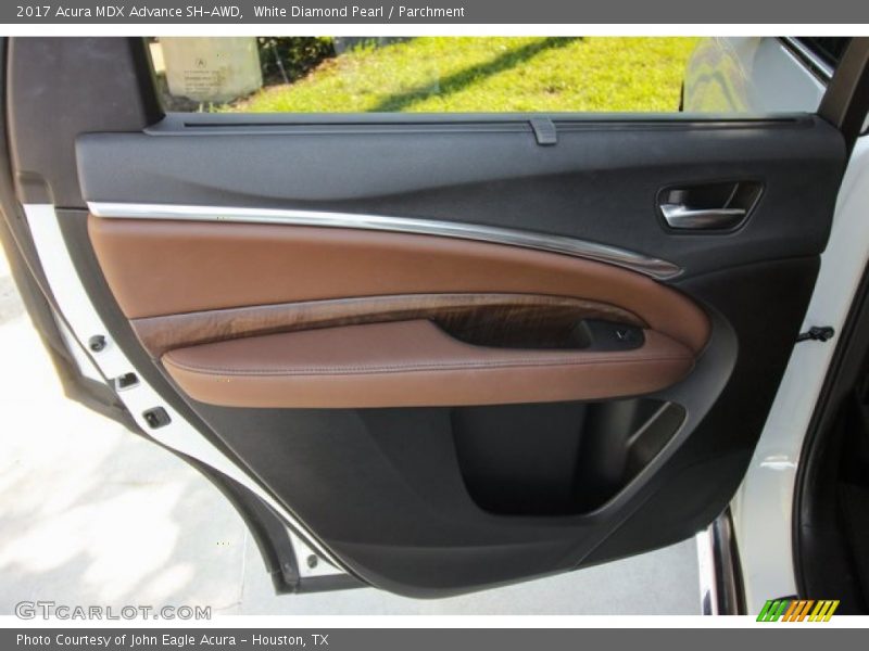 White Diamond Pearl / Parchment 2017 Acura MDX Advance SH-AWD