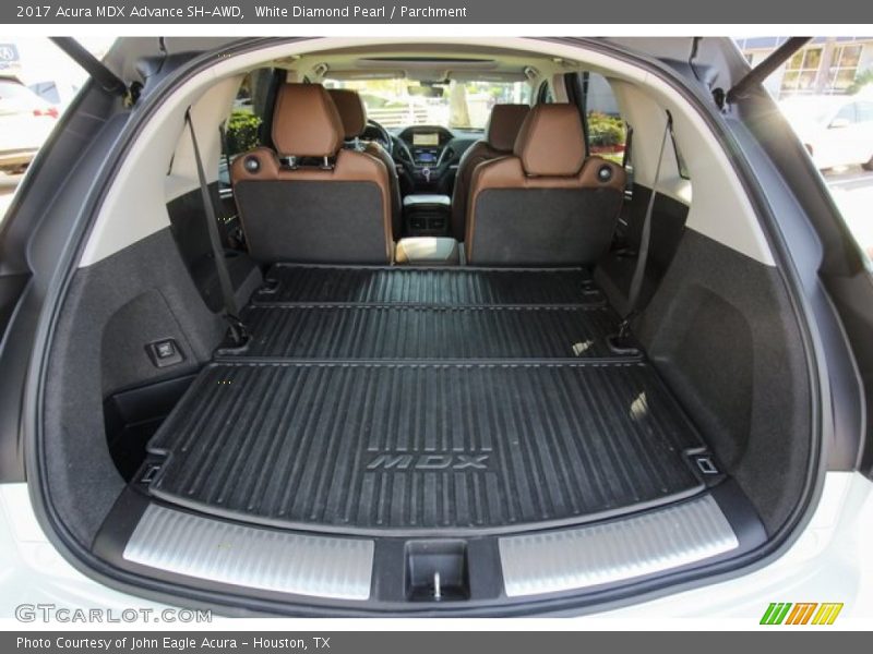 White Diamond Pearl / Parchment 2017 Acura MDX Advance SH-AWD