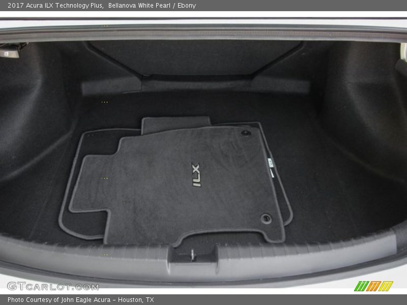 Bellanova White Pearl / Ebony 2017 Acura ILX Technology Plus