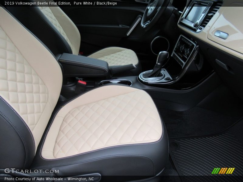 Front Seat of 2019 Beetle Final Edition