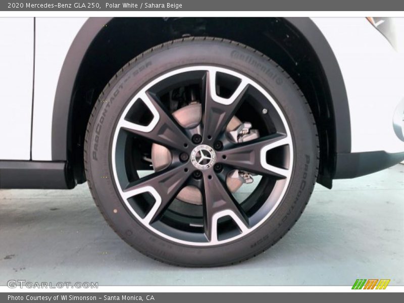 Polar White / Sahara Beige 2020 Mercedes-Benz GLA 250