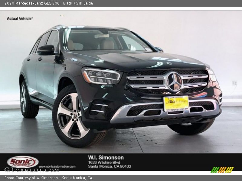 Black / Silk Beige 2020 Mercedes-Benz GLC 300