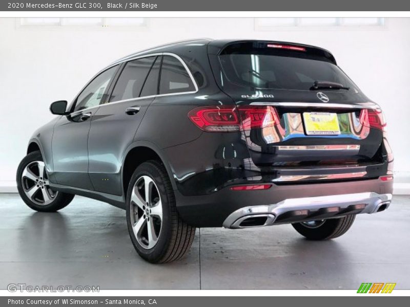 Black / Silk Beige 2020 Mercedes-Benz GLC 300