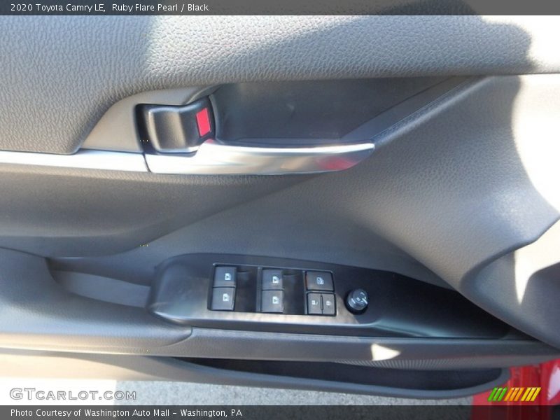 Ruby Flare Pearl / Black 2020 Toyota Camry LE