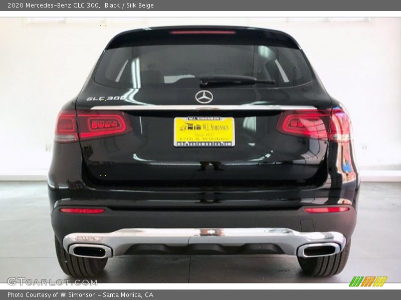 Black / Silk Beige 2020 Mercedes-Benz GLC 300