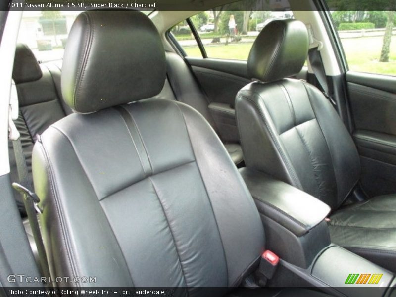 Super Black / Charcoal 2011 Nissan Altima 3.5 SR