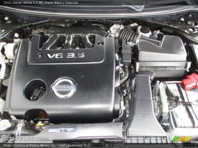 Super Black / Charcoal 2011 Nissan Altima 3.5 SR
