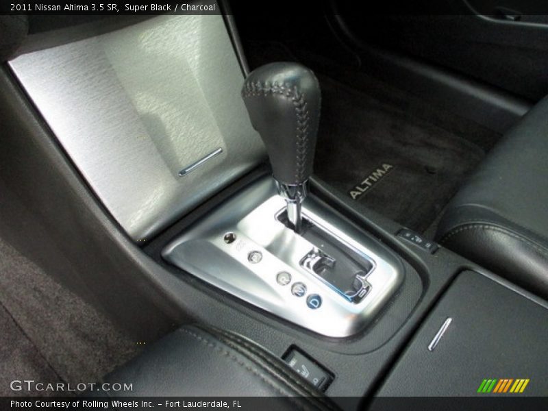 Super Black / Charcoal 2011 Nissan Altima 3.5 SR