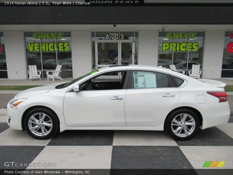 Pearl White / Charcoal 2014 Nissan Altima 2.5 SL