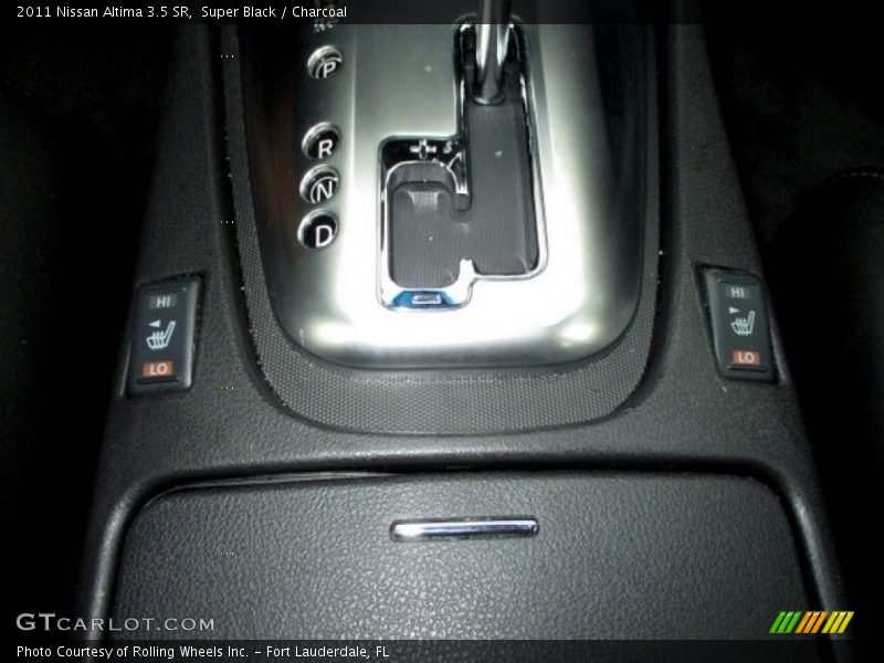Super Black / Charcoal 2011 Nissan Altima 3.5 SR
