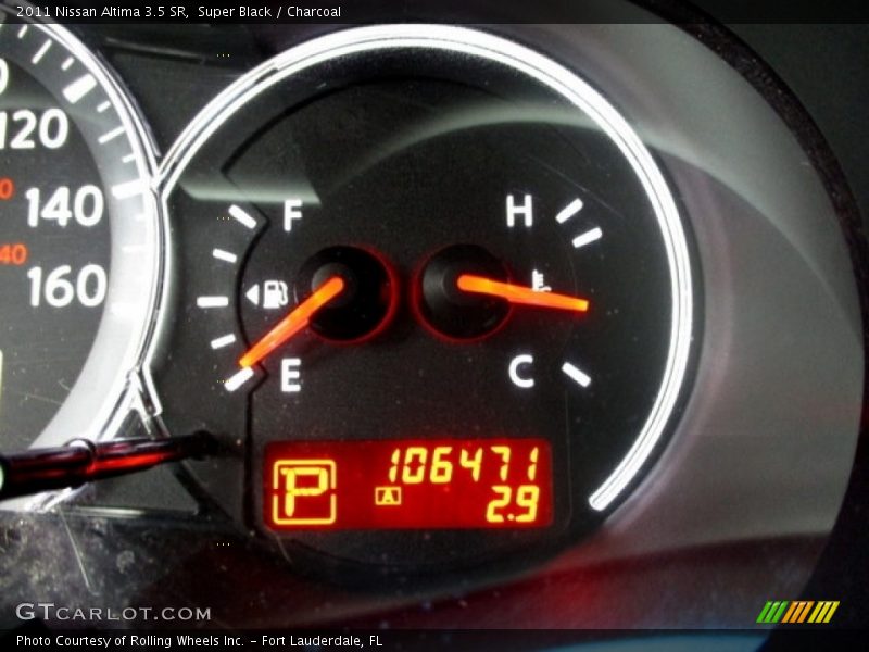Super Black / Charcoal 2011 Nissan Altima 3.5 SR