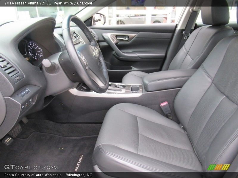 Pearl White / Charcoal 2014 Nissan Altima 2.5 SL