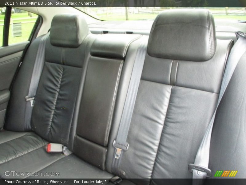 Super Black / Charcoal 2011 Nissan Altima 3.5 SR