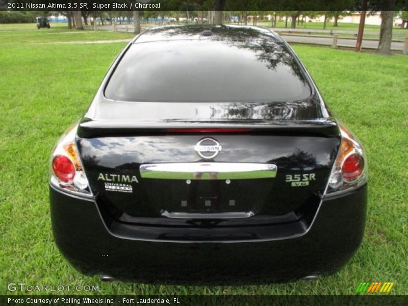 Super Black / Charcoal 2011 Nissan Altima 3.5 SR
