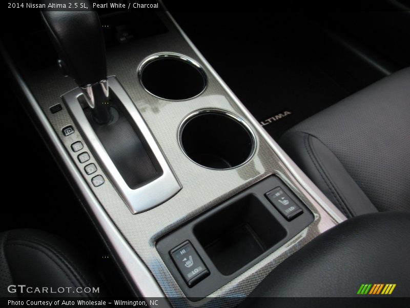 Pearl White / Charcoal 2014 Nissan Altima 2.5 SL