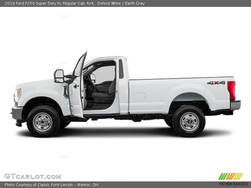Oxford White / Earth Gray 2019 Ford F250 Super Duty XL Regular Cab 4x4
