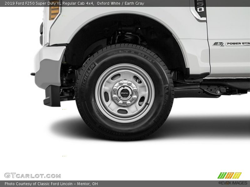 Oxford White / Earth Gray 2019 Ford F250 Super Duty XL Regular Cab 4x4
