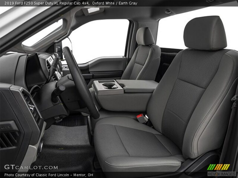 Oxford White / Earth Gray 2019 Ford F250 Super Duty XL Regular Cab 4x4