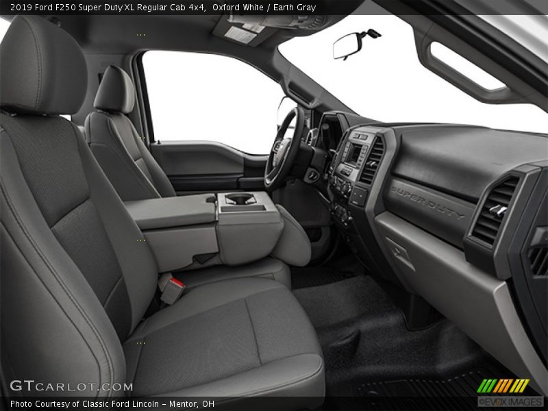 Oxford White / Earth Gray 2019 Ford F250 Super Duty XL Regular Cab 4x4