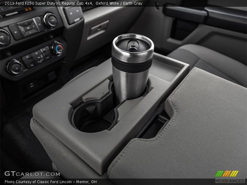 Oxford White / Earth Gray 2019 Ford F250 Super Duty XL Regular Cab 4x4