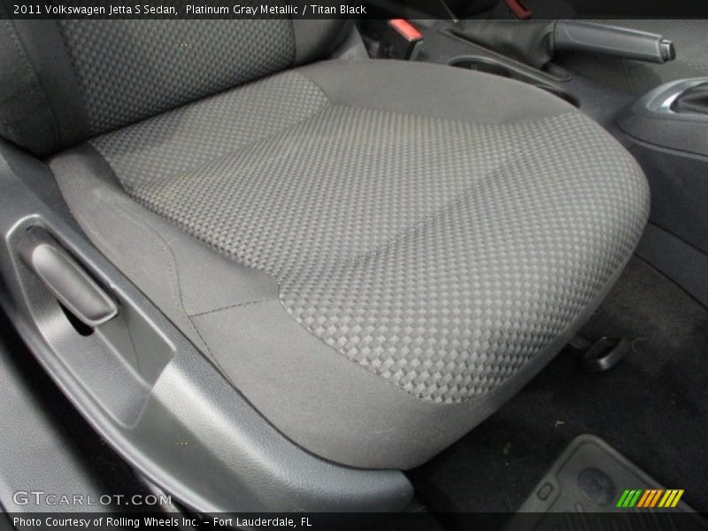 Platinum Gray Metallic / Titan Black 2011 Volkswagen Jetta S Sedan