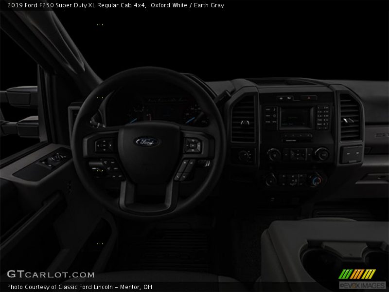 Oxford White / Earth Gray 2019 Ford F250 Super Duty XL Regular Cab 4x4
