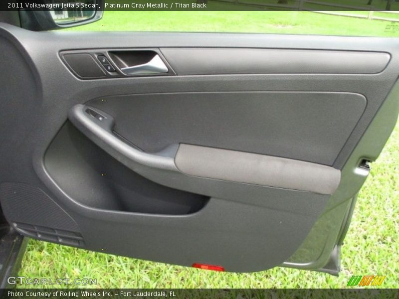 Platinum Gray Metallic / Titan Black 2011 Volkswagen Jetta S Sedan