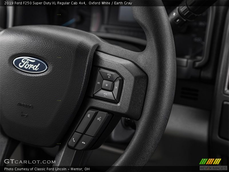Oxford White / Earth Gray 2019 Ford F250 Super Duty XL Regular Cab 4x4
