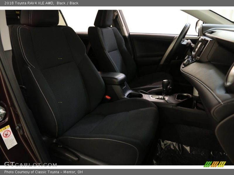 Black / Black 2018 Toyota RAV4 XLE AWD