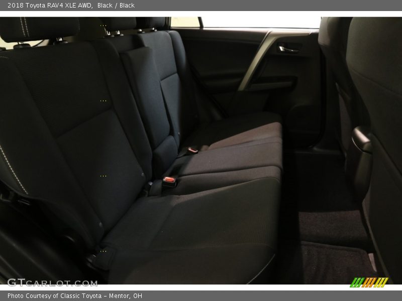 Black / Black 2018 Toyota RAV4 XLE AWD