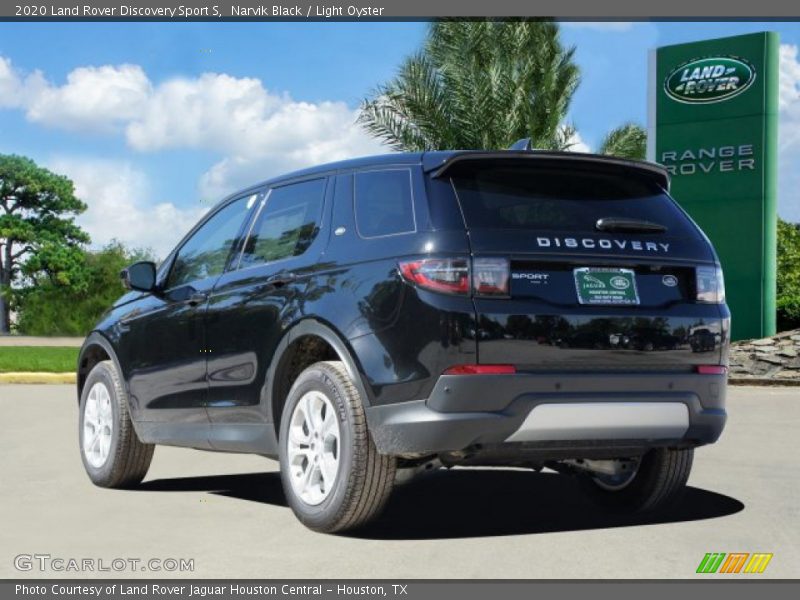 Narvik Black / Light Oyster 2020 Land Rover Discovery Sport S