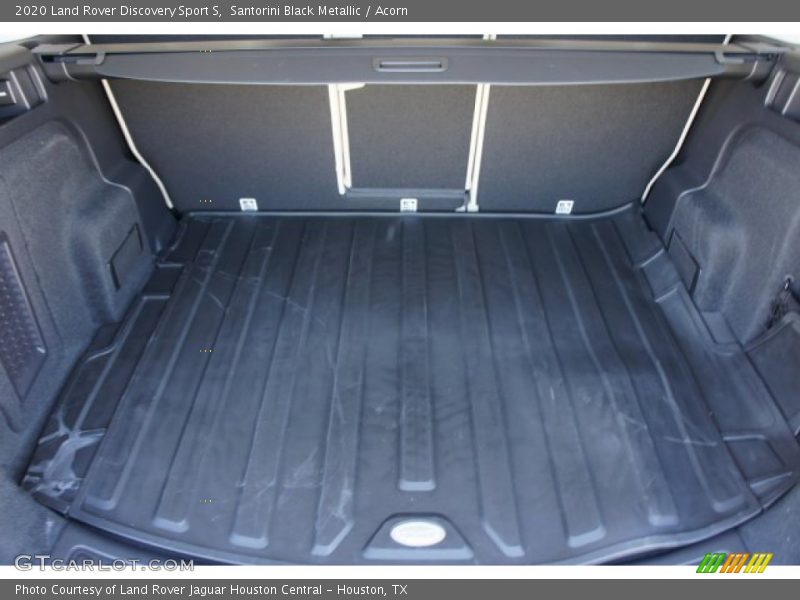  2020 Discovery Sport S Trunk