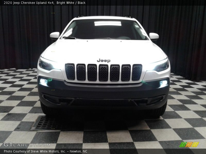 Bright White / Black 2020 Jeep Cherokee Upland 4x4