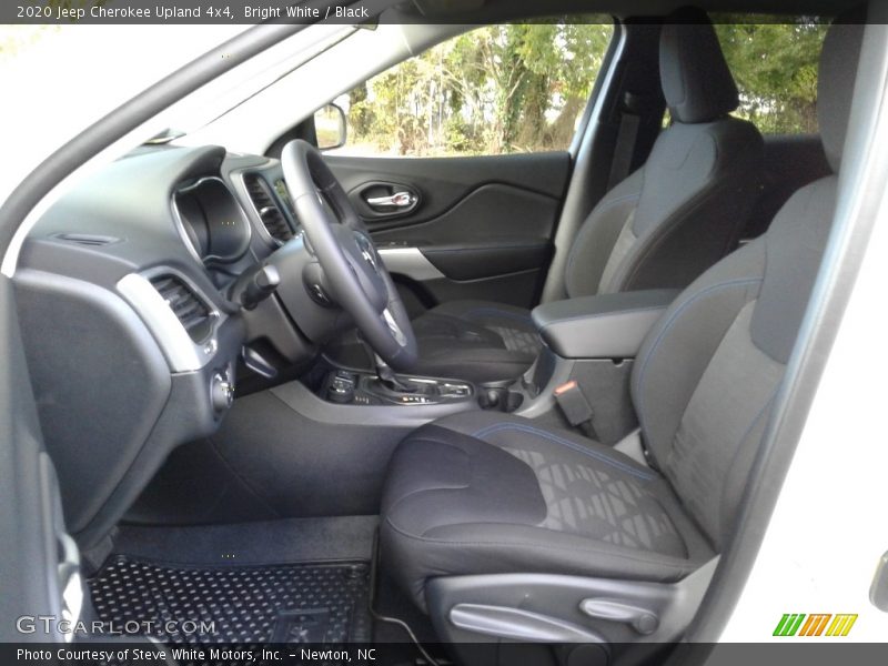 Bright White / Black 2020 Jeep Cherokee Upland 4x4