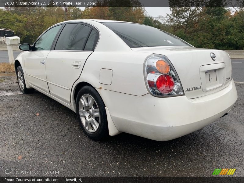 Satin White Pearl / Blond 2003 Nissan Altima 2.5 S