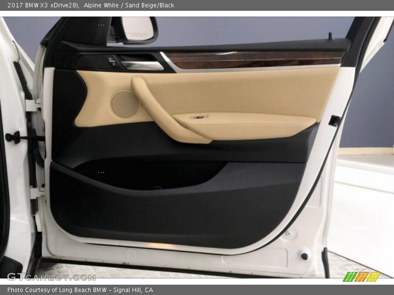 Alpine White / Sand Beige/Black 2017 BMW X3 xDrive28i