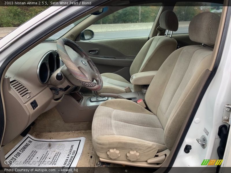 Satin White Pearl / Blond 2003 Nissan Altima 2.5 S