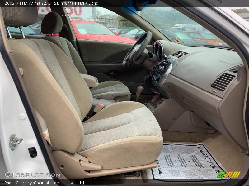 Satin White Pearl / Blond 2003 Nissan Altima 2.5 S