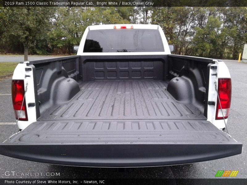 Bright White / Black/Diesel Gray 2019 Ram 1500 Classic Tradesman Regular Cab