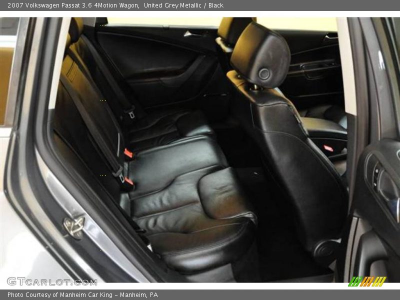 United Grey Metallic / Black 2007 Volkswagen Passat 3.6 4Motion Wagon
