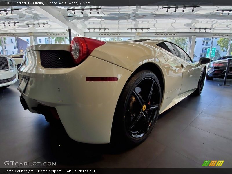 Bianco Avus (White) / Nero 2014 Ferrari 458 Italia