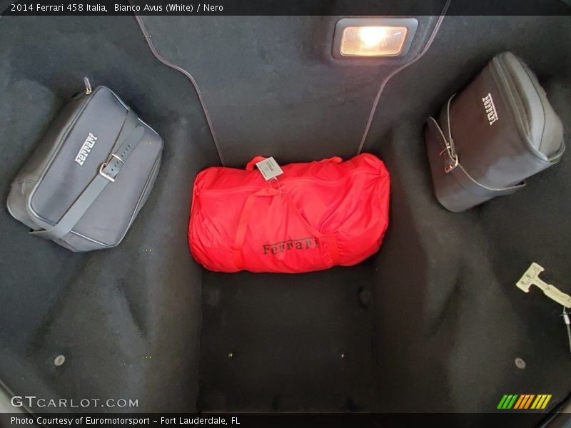  2014 458 Italia Trunk