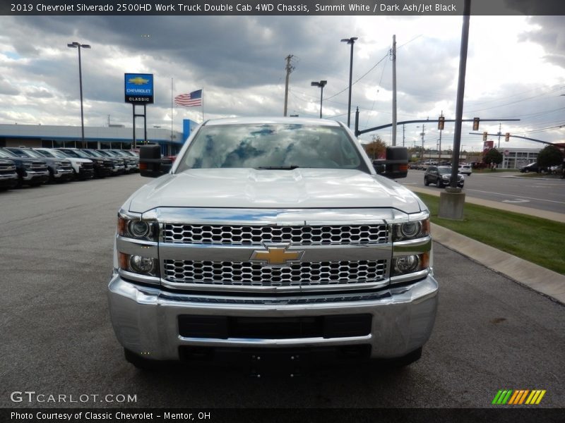 Summit White / Dark Ash/Jet Black 2019 Chevrolet Silverado 2500HD Work Truck Double Cab 4WD Chassis