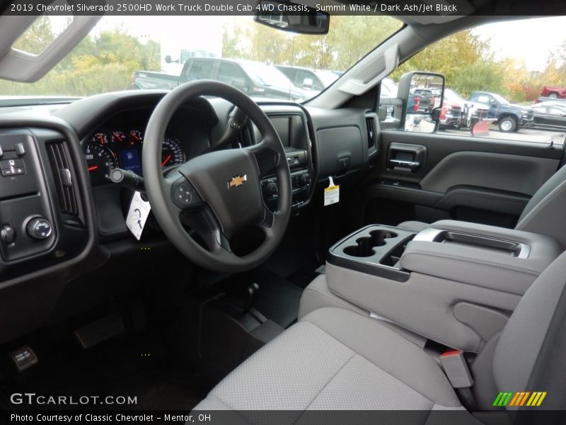 Summit White / Dark Ash/Jet Black 2019 Chevrolet Silverado 2500HD Work Truck Double Cab 4WD Chassis