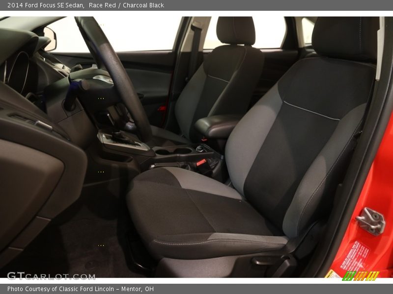 Race Red / Charcoal Black 2014 Ford Focus SE Sedan